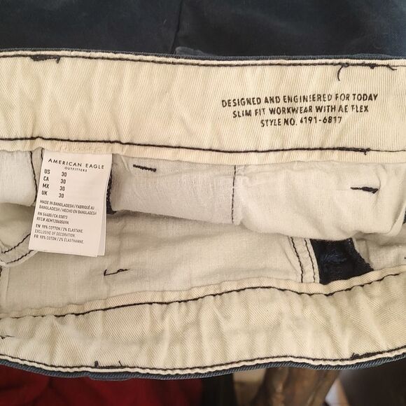 Men's American Eagle Dark Blue Cargo Style Shorts Size 30 - Picture 7 of 7